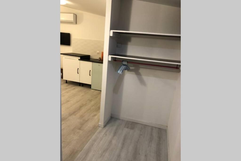 Studio Cosy Avec Possibilite Piscine En Supplement Toulon Kültér fotó